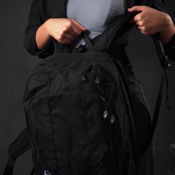 Timbuk2 Rumor Women Backpack Daypack Bag w/ Padded Laptop Compartment Black main image 5